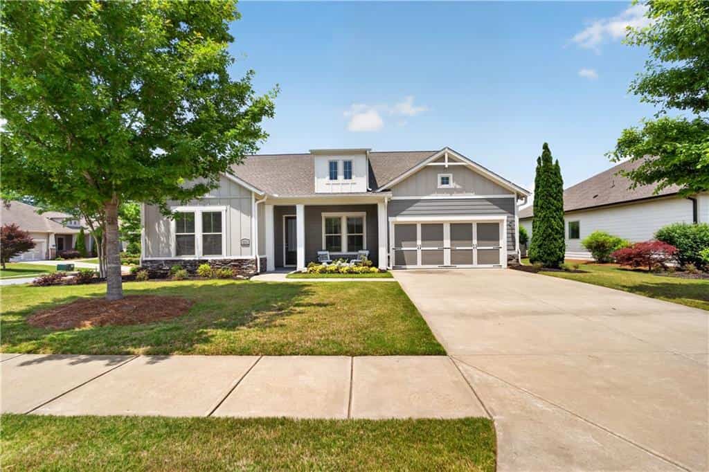 301 Hazel Drive, Woodstock, GA 30189