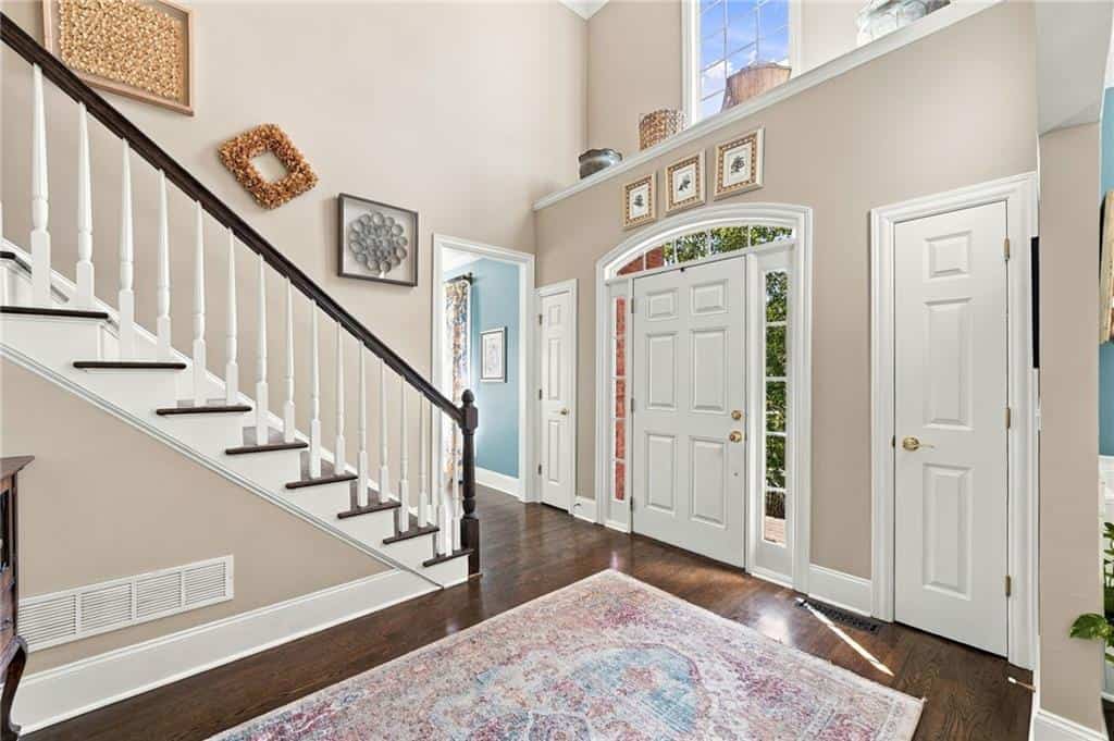 Listing photo 6