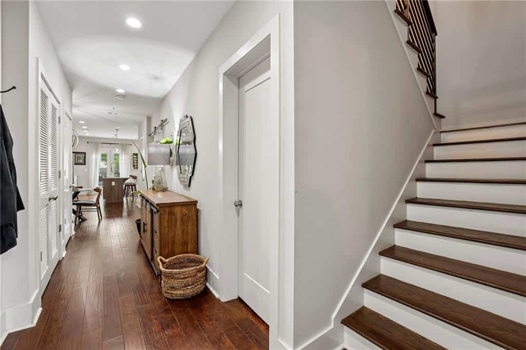 307 Canton Way, Roswell, GA 30075