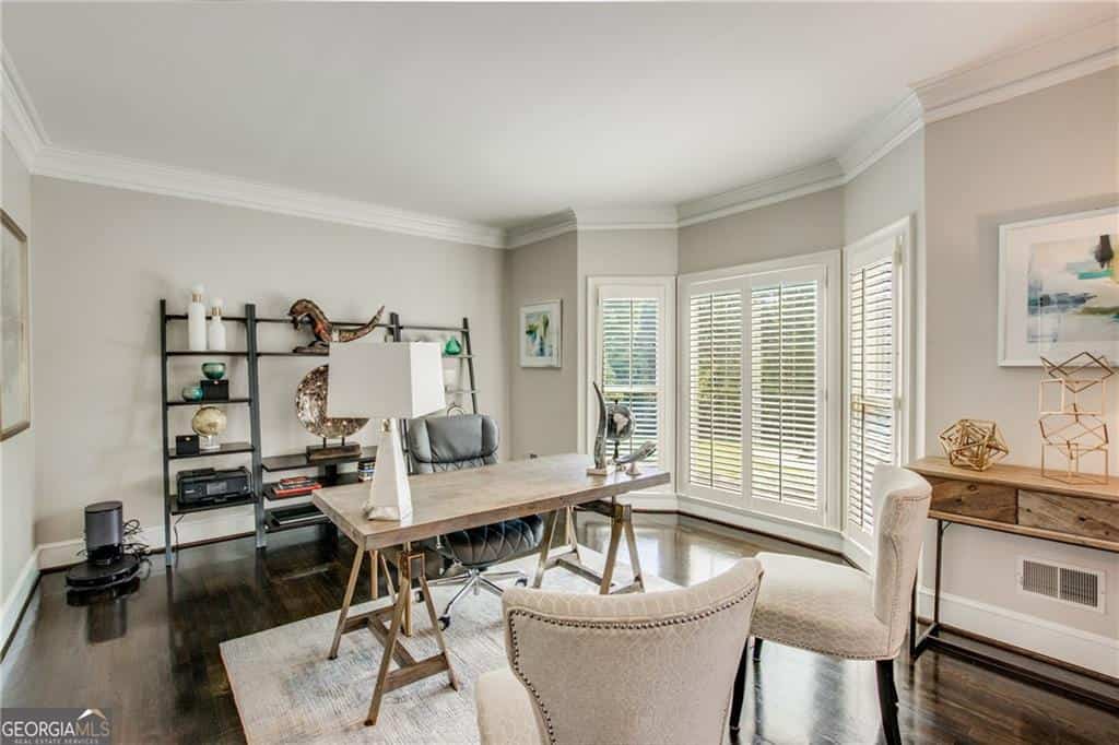 Listing photo 6