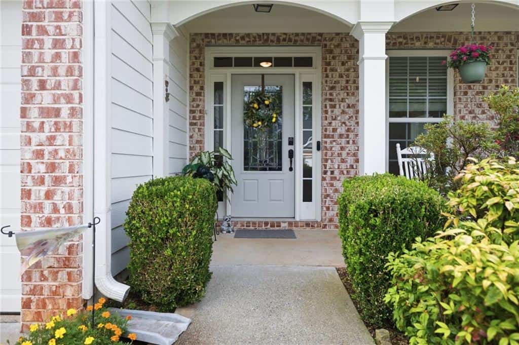 Listing photo 6