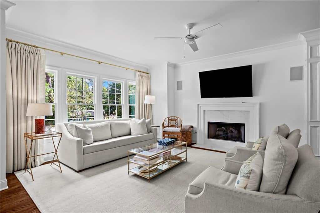 Listing photo 6