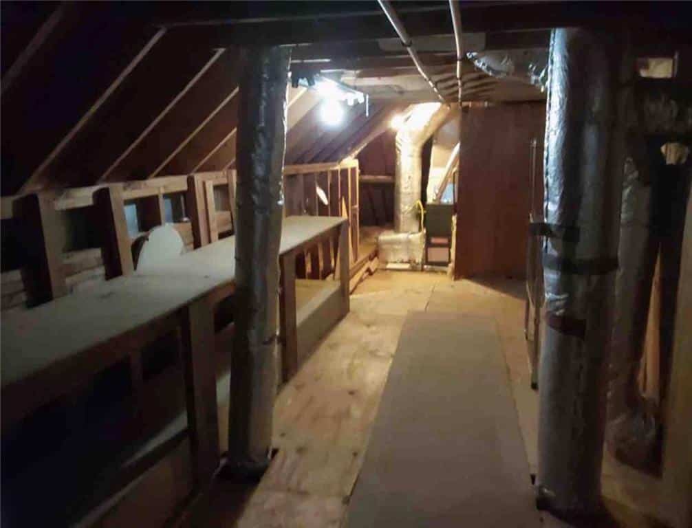 Listing photo 6