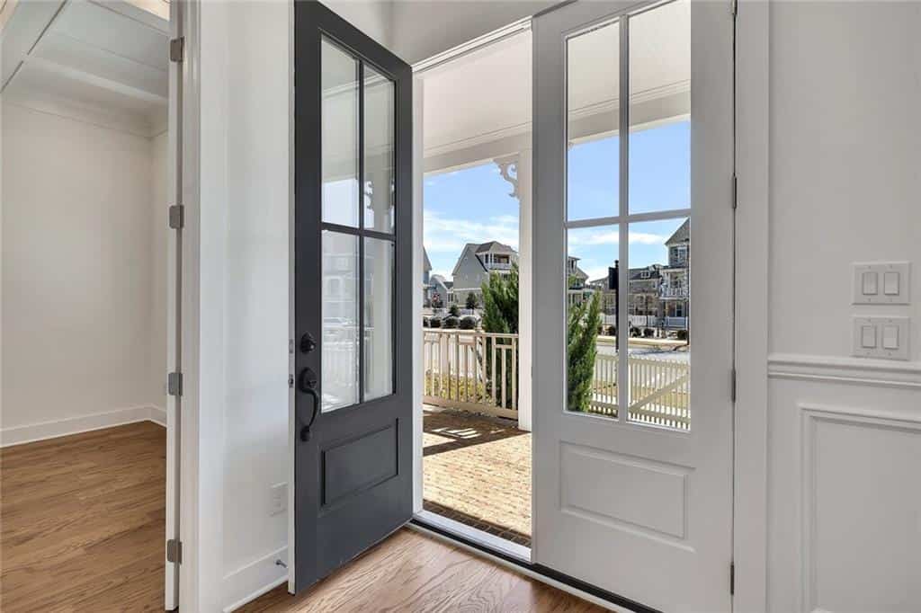 Listing photo 6