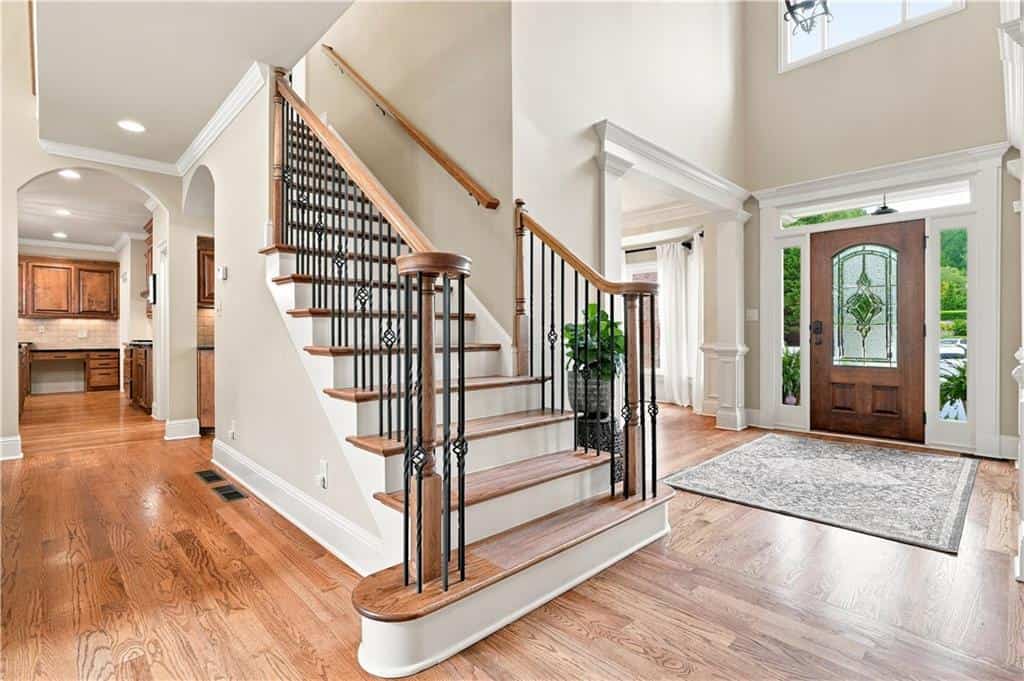 Listing photo 6