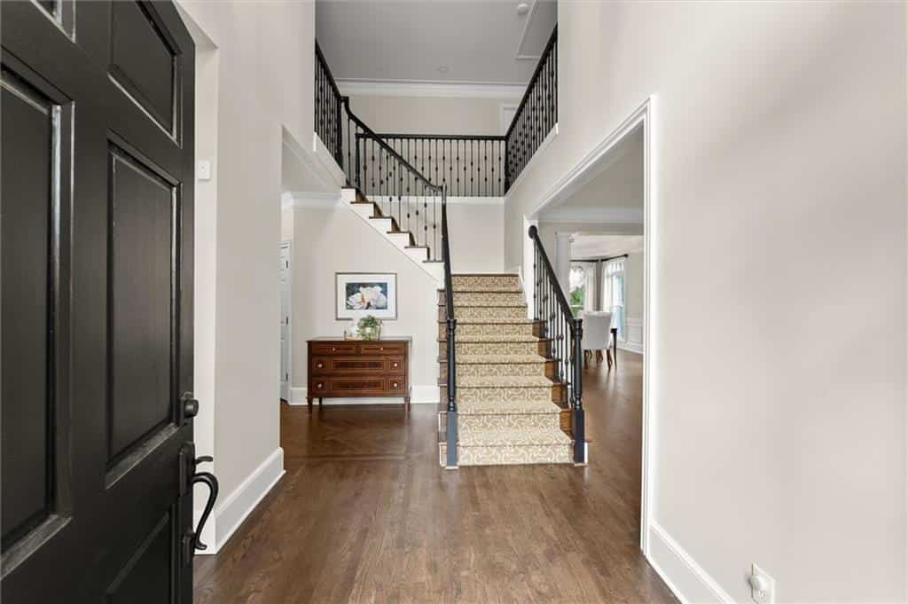 Listing photo 6