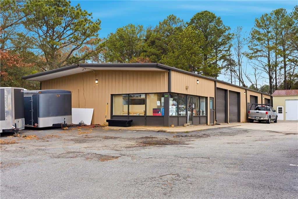 961 Shallowford Road NE, Kennesaw, GA 30144