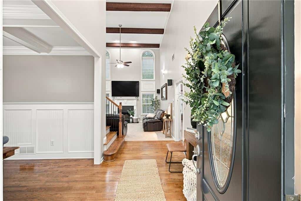 Listing photo 6