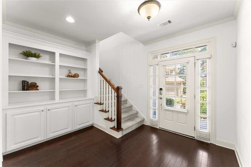 Listing photo 6