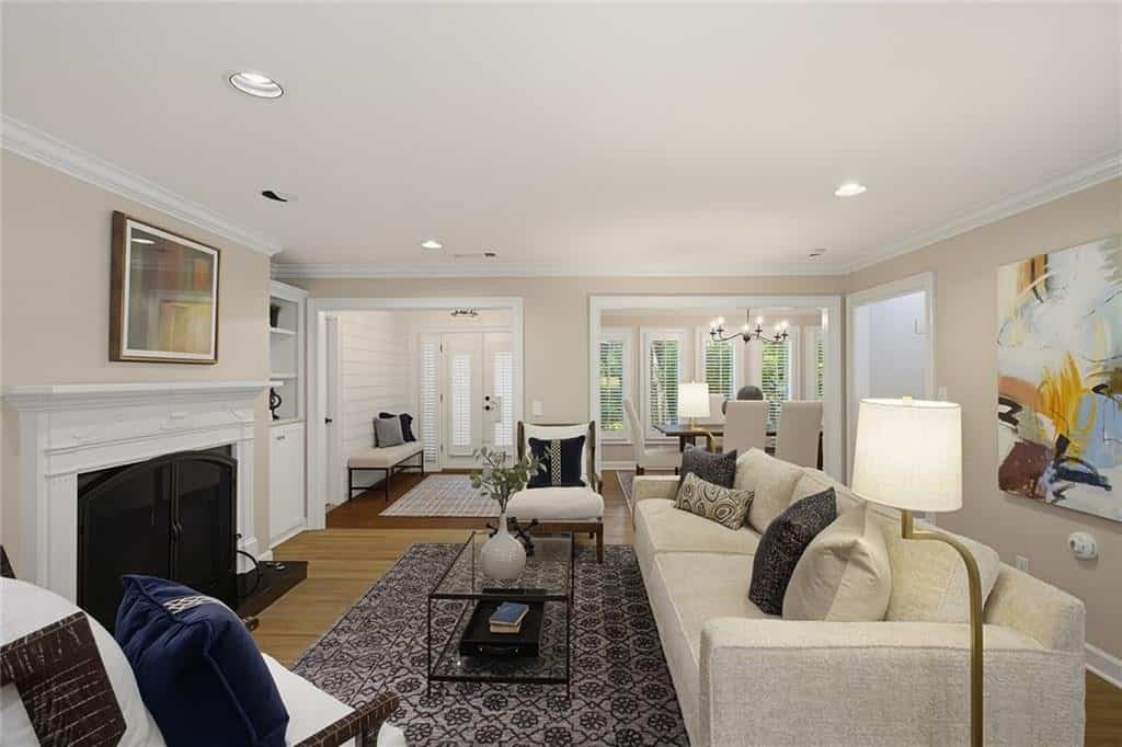 Listing photo 6