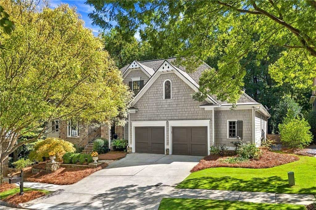2940 Woodvale Court, Alpharetta, GA 30022