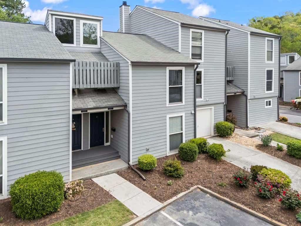 1021 Riverbend Club Drive SE, Atlanta, GA 30339