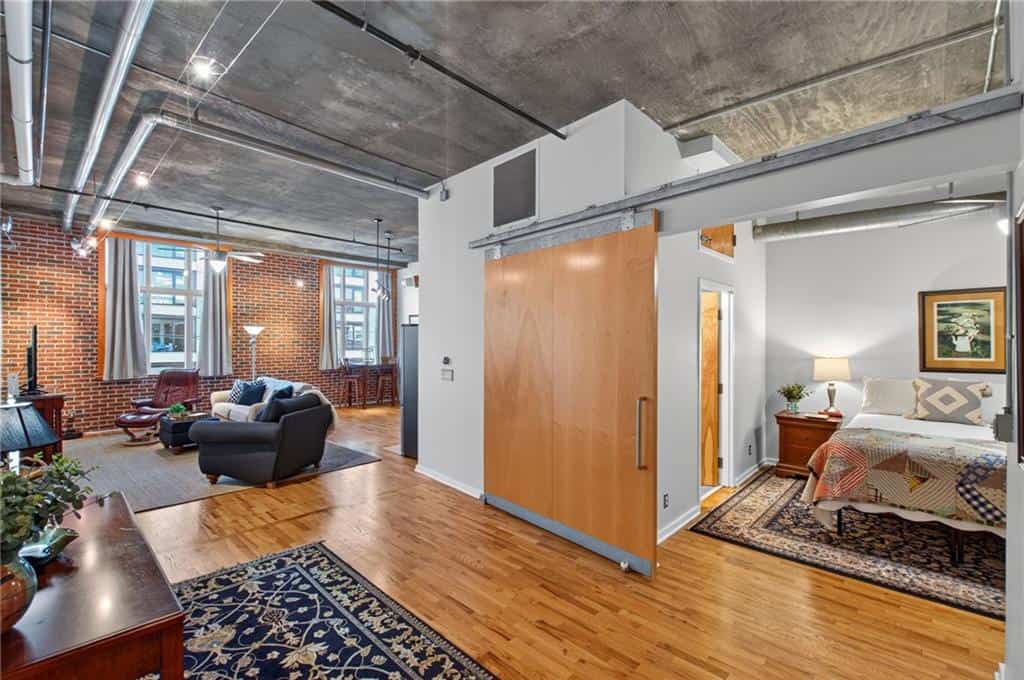 Listing photo 6