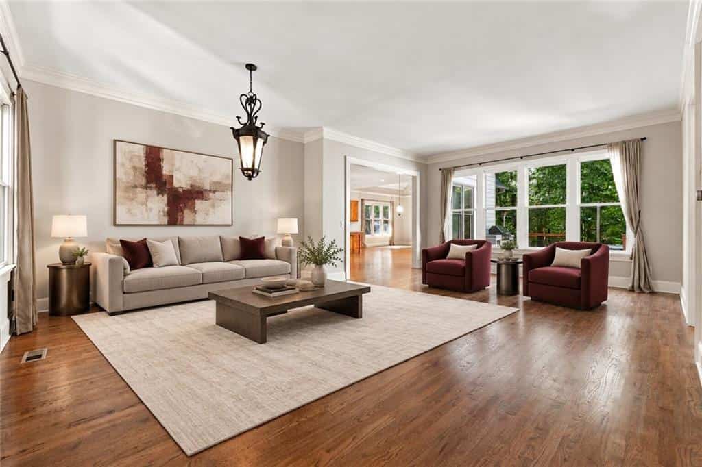 Listing photo 6