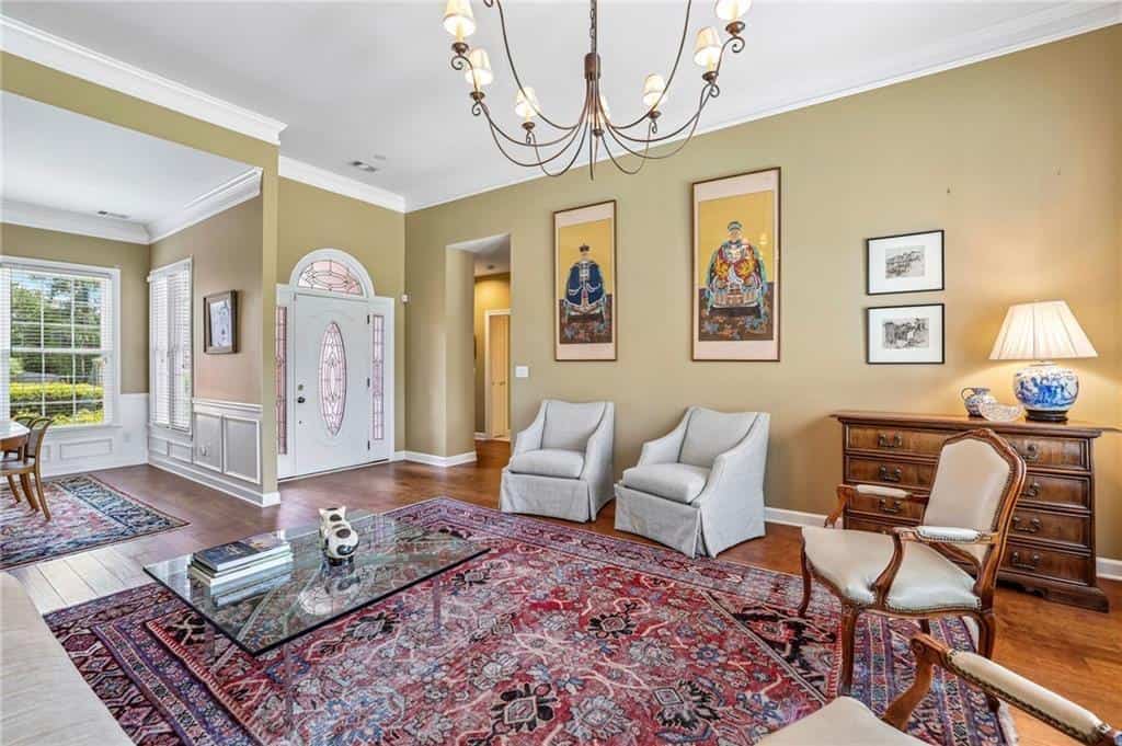 Listing photo 4