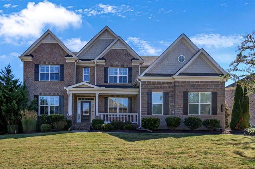5980 Roxboro Court, Cumming, GA 30040