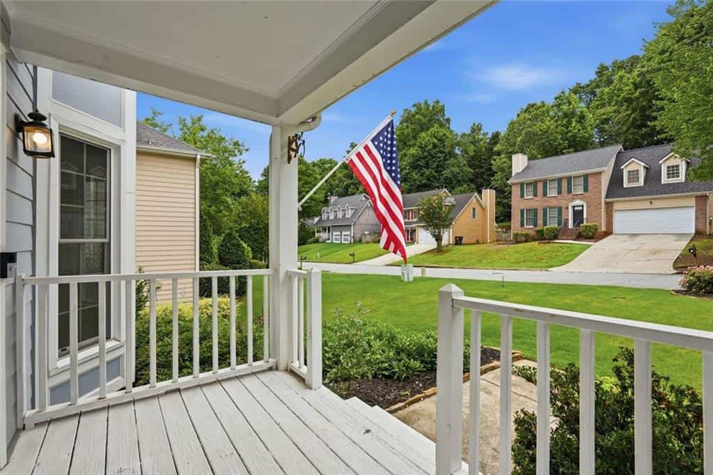 Listing photo 6