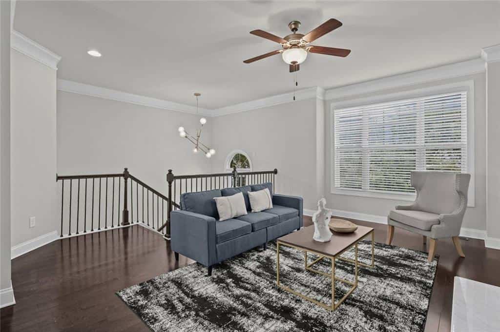 Listing photo 6