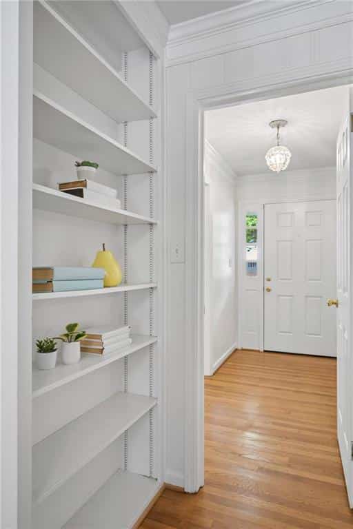 Listing photo 6