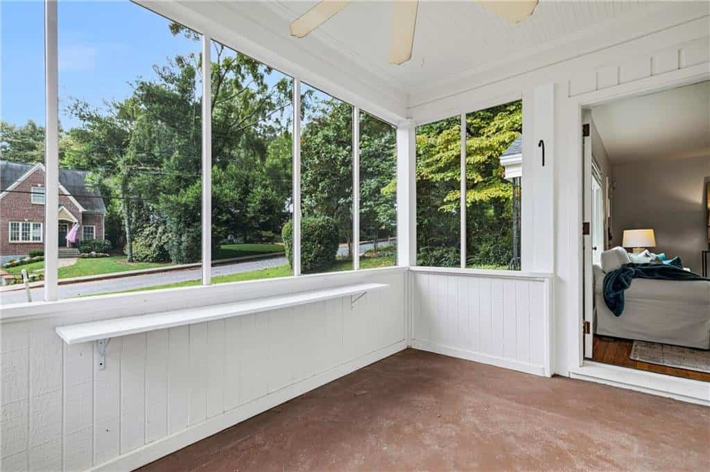 Listing photo 6