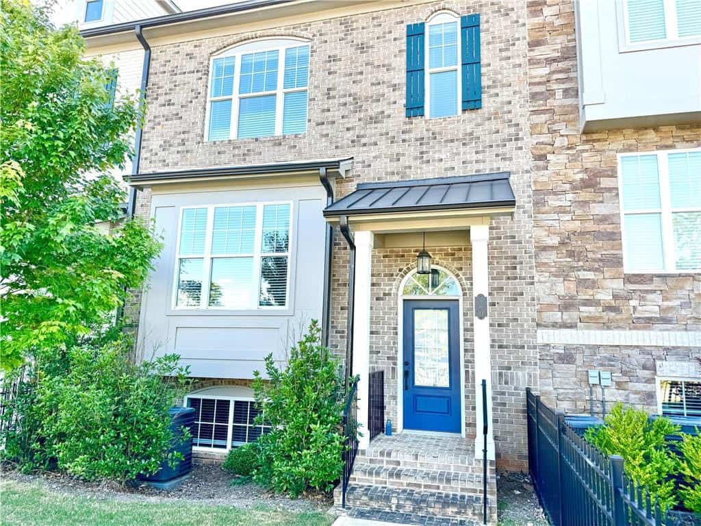 160 Wren Drive, Roswell, GA 30076