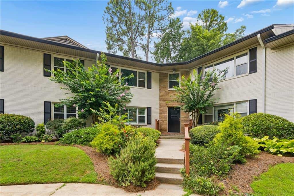 2477 N Decatur Road B2 #B2, Decatur, GA 30033