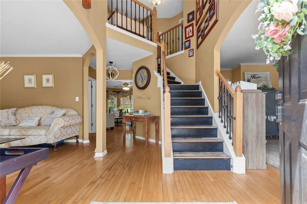 Listing photo 4