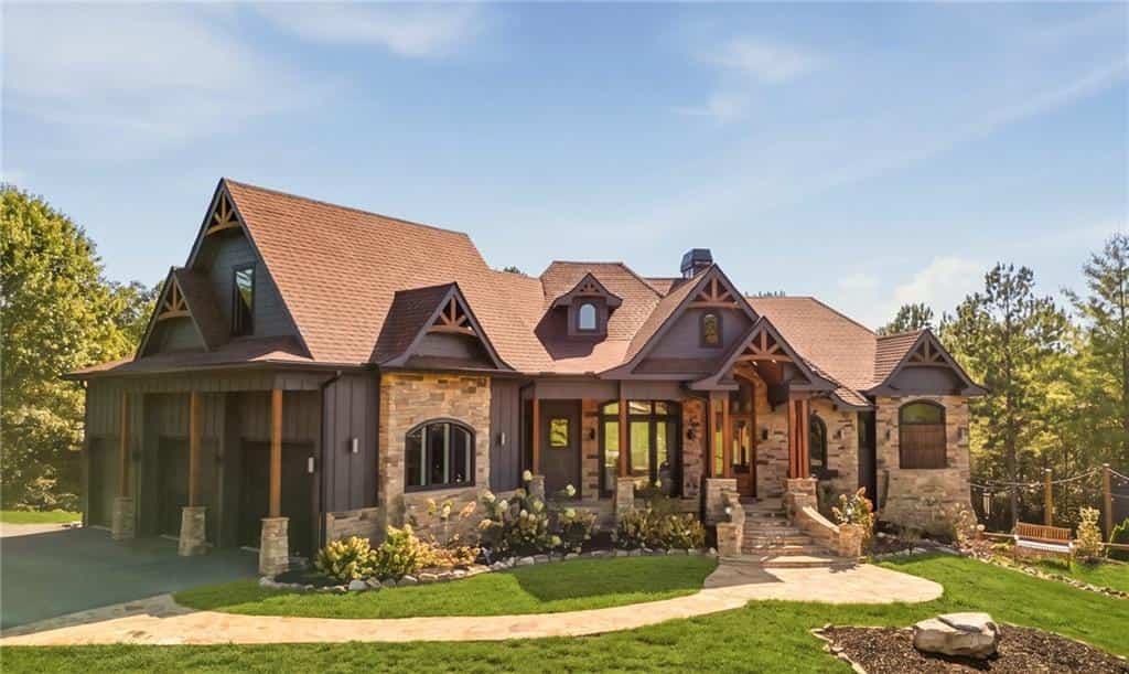 255 Water Oak Lane, Blairsville, GA 30512
