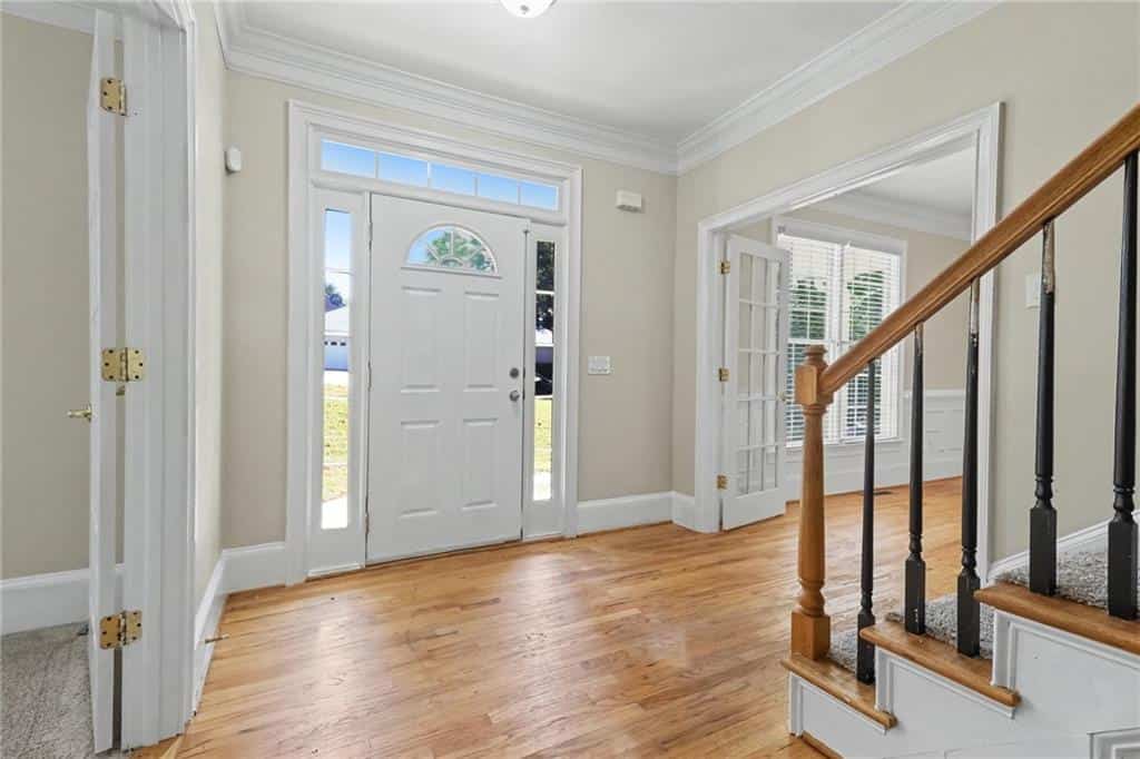Listing photo 6