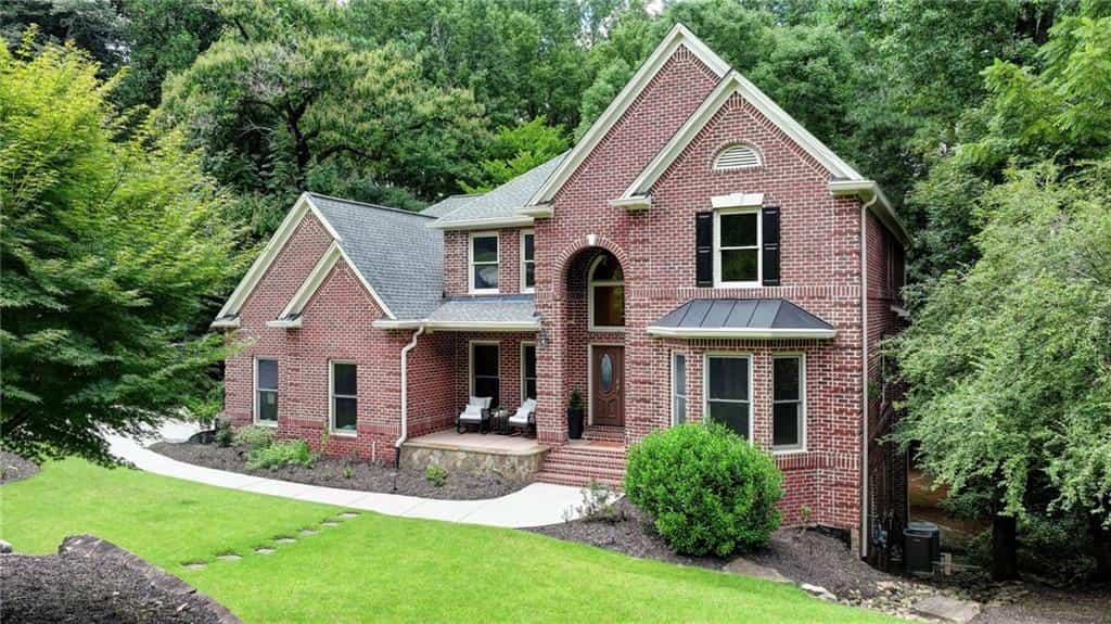 2436 Fontainebleau Drive, Atlanta, GA 30360