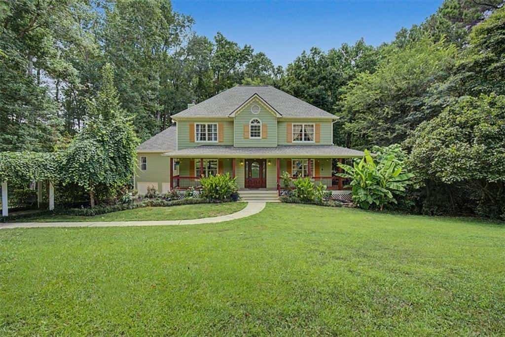 325 Pickett's Crossing, Acworth, GA 30101