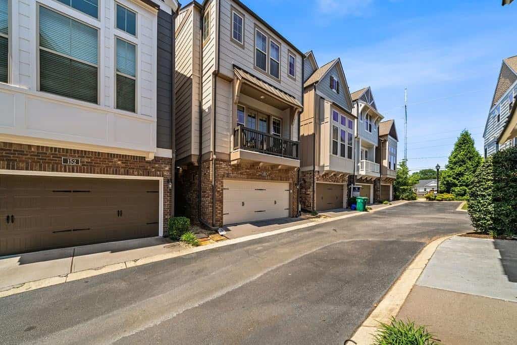 156 Blakemore Drive SE, Smyrna, GA 30080