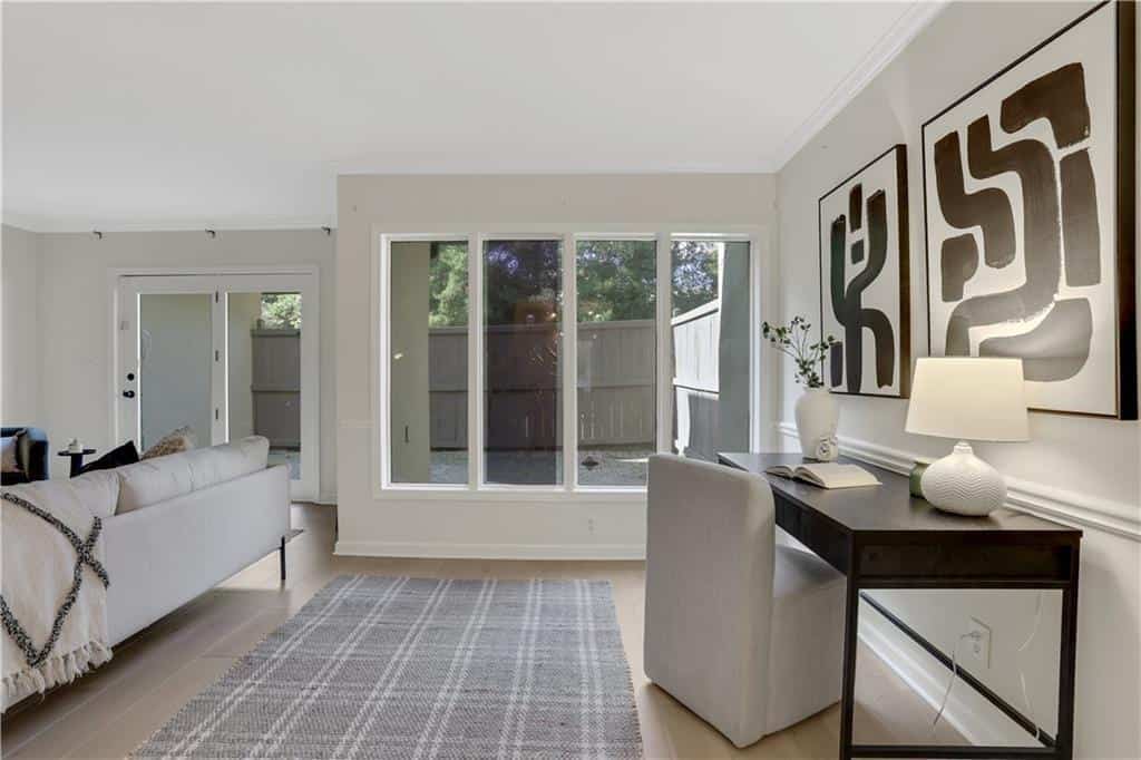 Listing photo 6