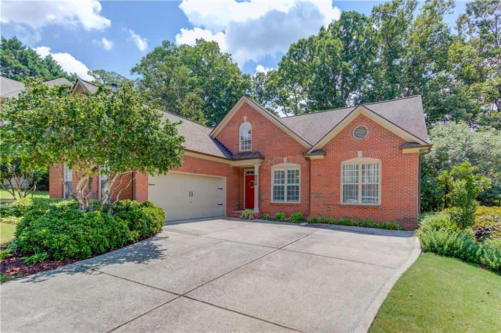 2515 Chandler Grove Drive, Buford, GA 30519