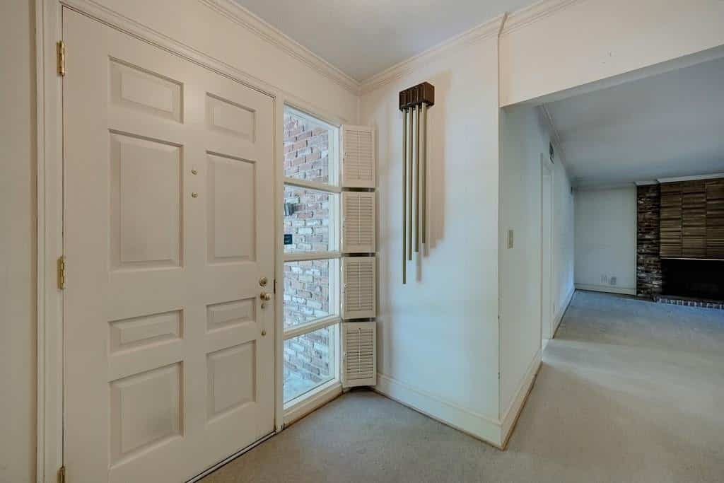 Listing photo 6