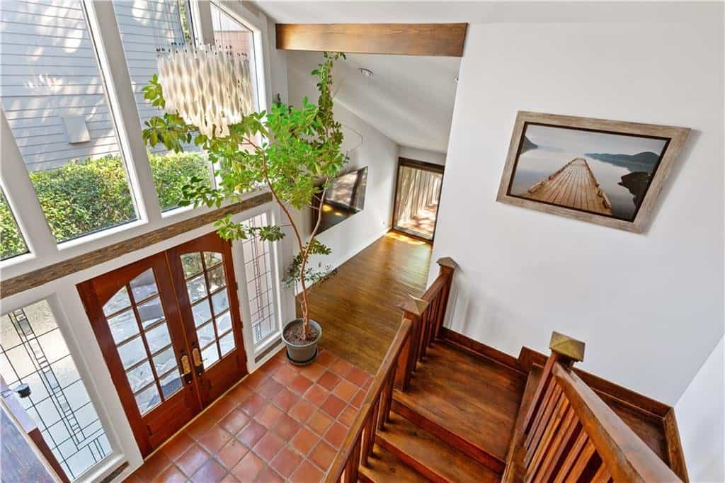 Listing photo 6