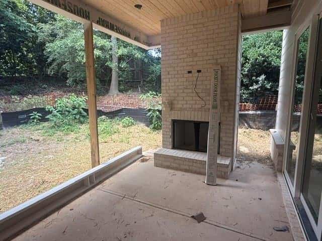 Listing photo 6