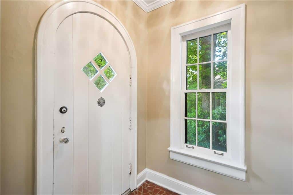 Listing photo 6