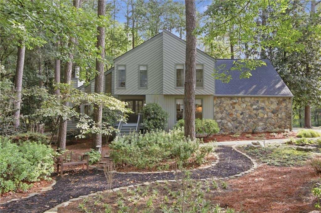 2222 Chimney Springs Drive, Marietta, GA 30062