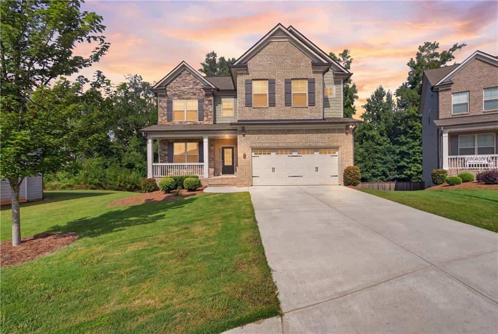 Listing photo 3