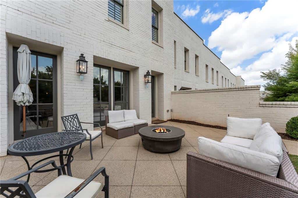 Listing photo 6