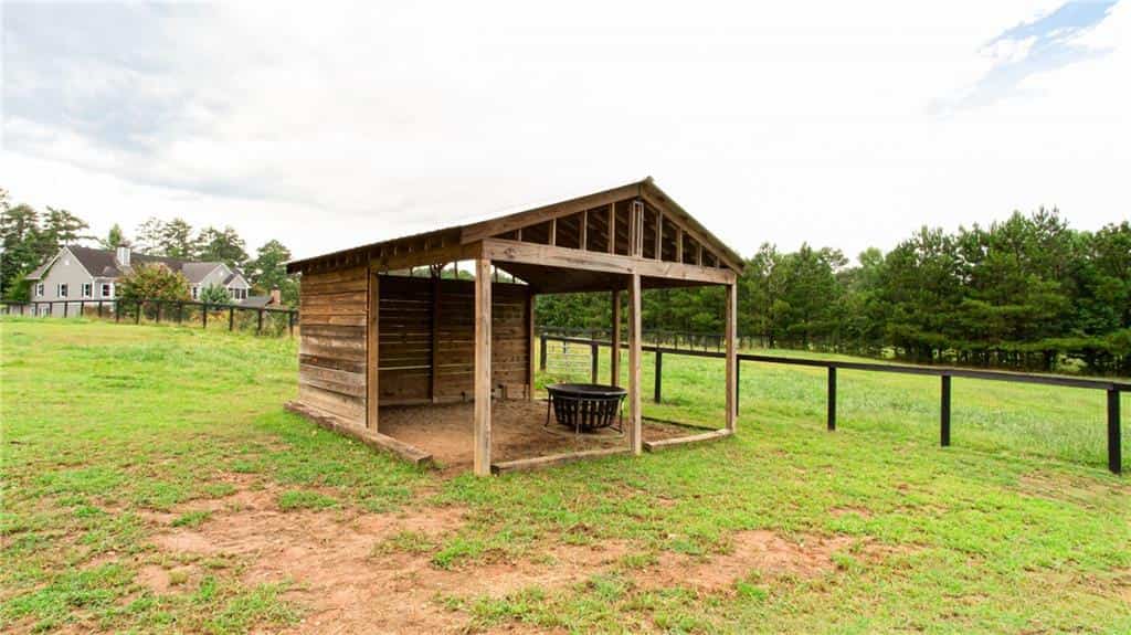 Listing photo 6
