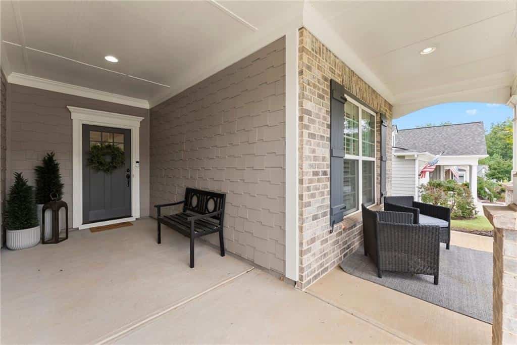 Listing photo 6