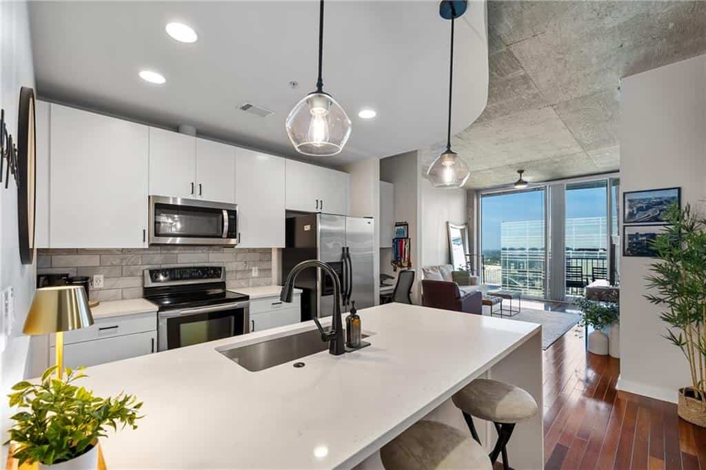 400 W Peachtree Street NW 3005 #3005, Atlanta, GA 30308