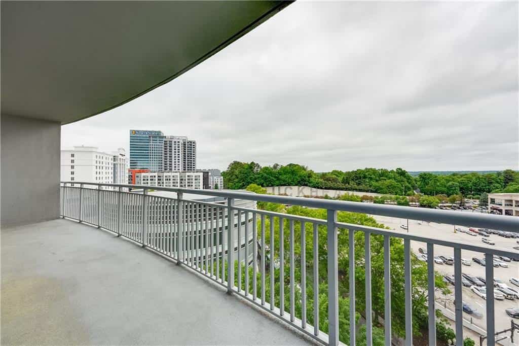 Listing photo 6
