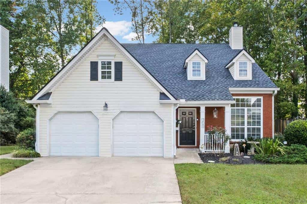131 Weatherstone Drive, Woodstock, GA 30188