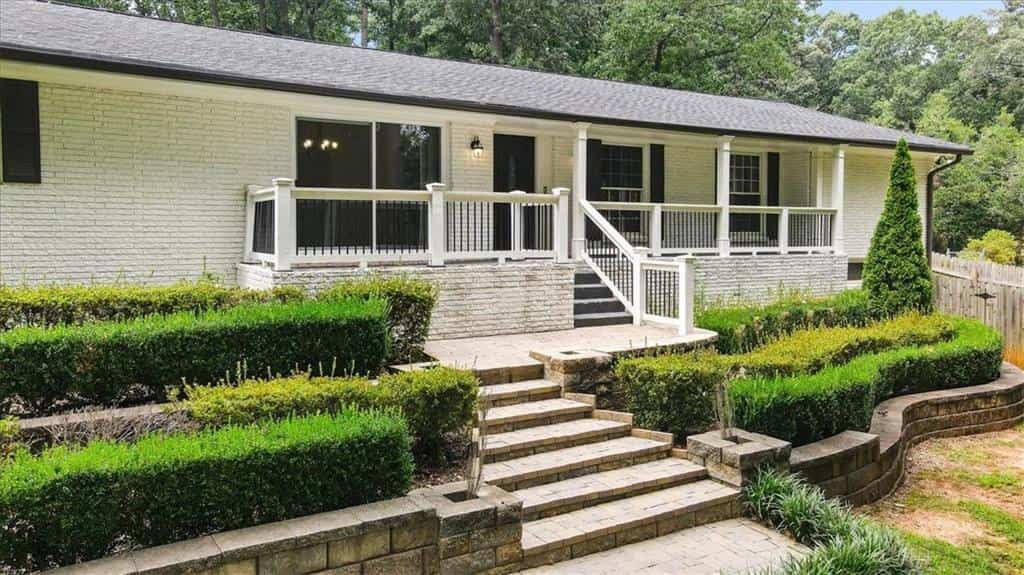 620 Spalding Drive, Sandy Springs, GA 30328