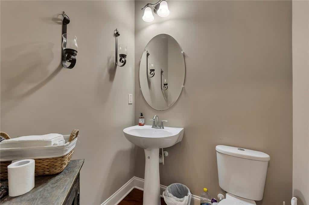 Listing photo 6