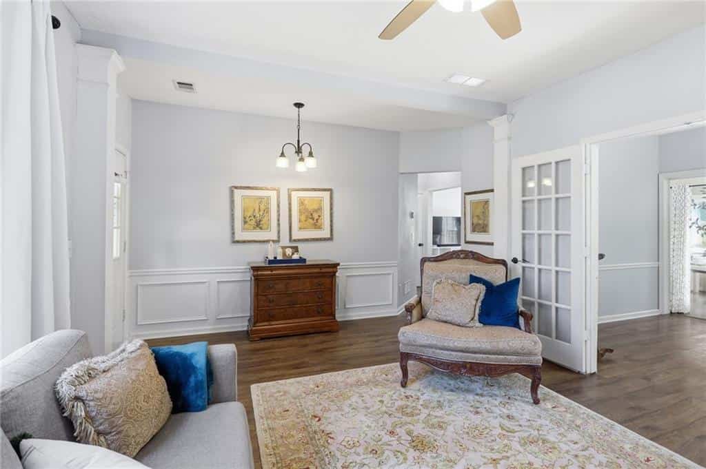 Listing photo 6