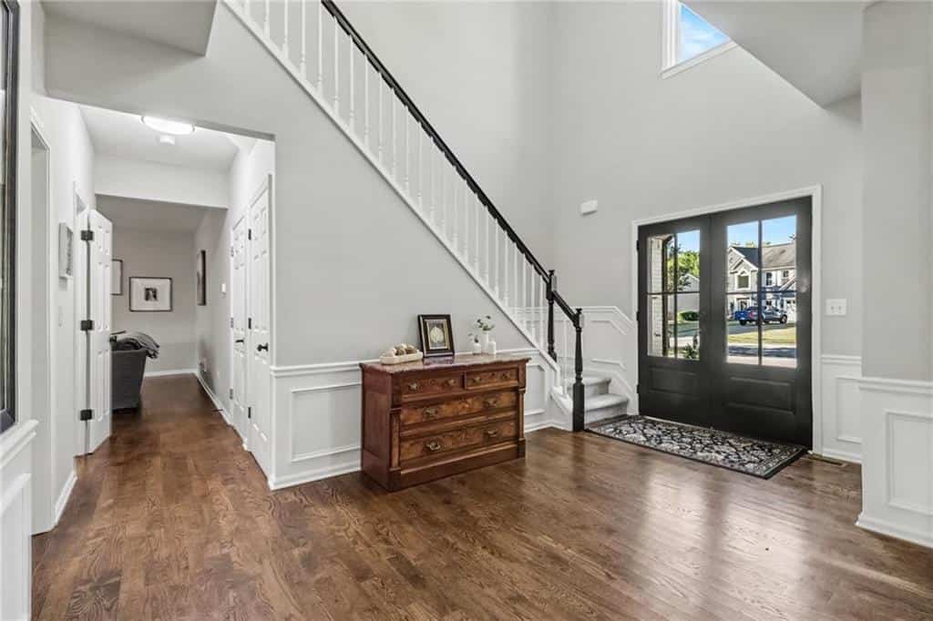 Listing photo 6